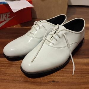 Barclay White Dress Shoes Size 11
